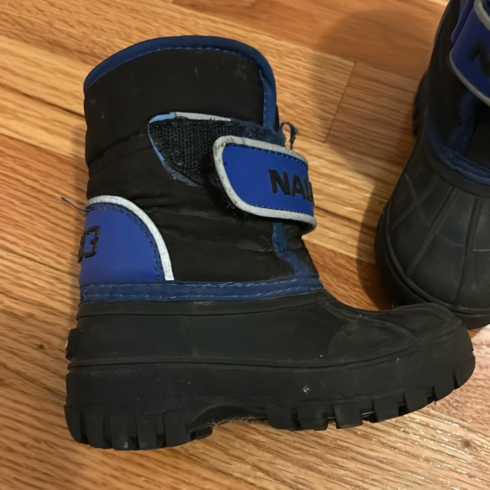 Nautica Boys snow boots